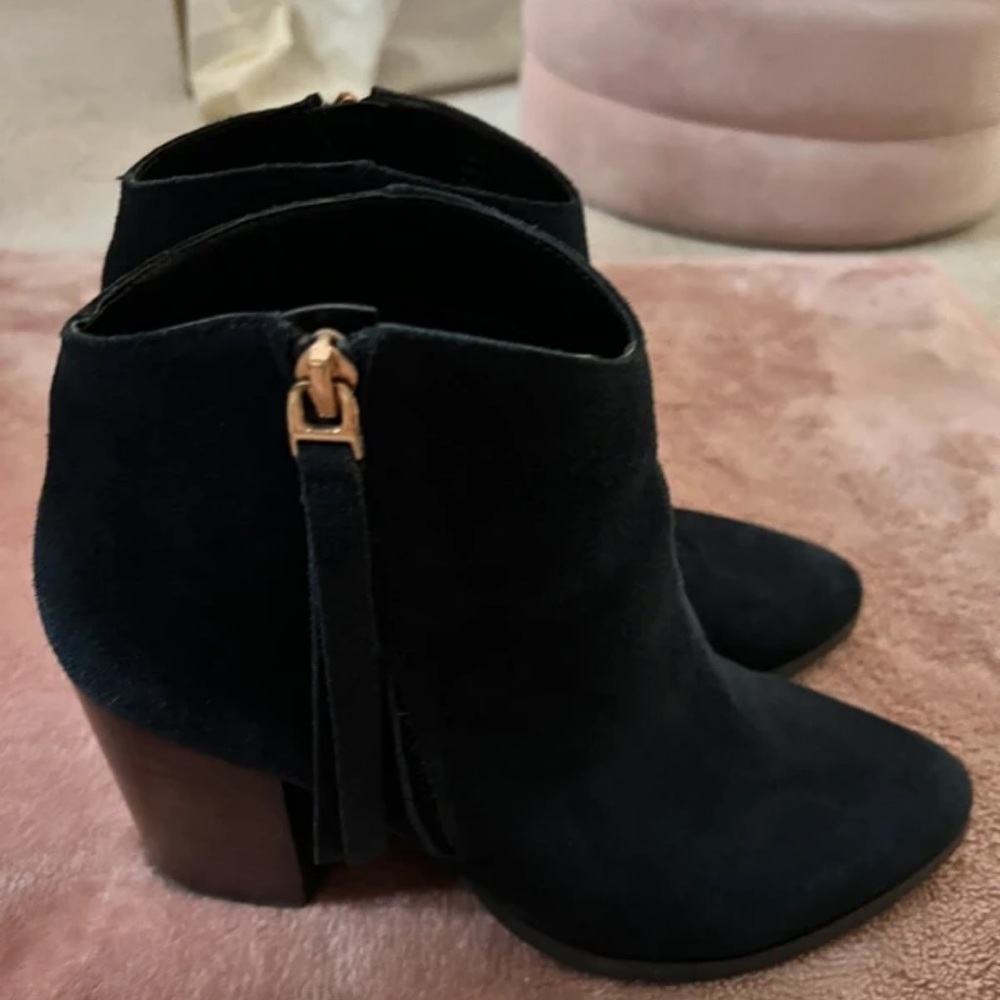 Chic Black Ankle Booties